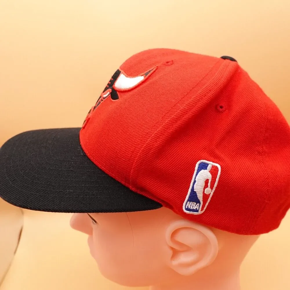 Chicago Bulls Hat Cap Mitchell Ness Snap Back Red Black NBA Basketball Mens